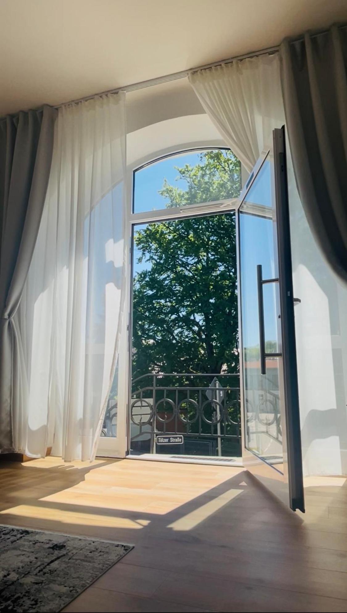 Liebelei Miesbach - Boutique-Apartment Mit Terrasse Im Zentrum Eksteriør bilde